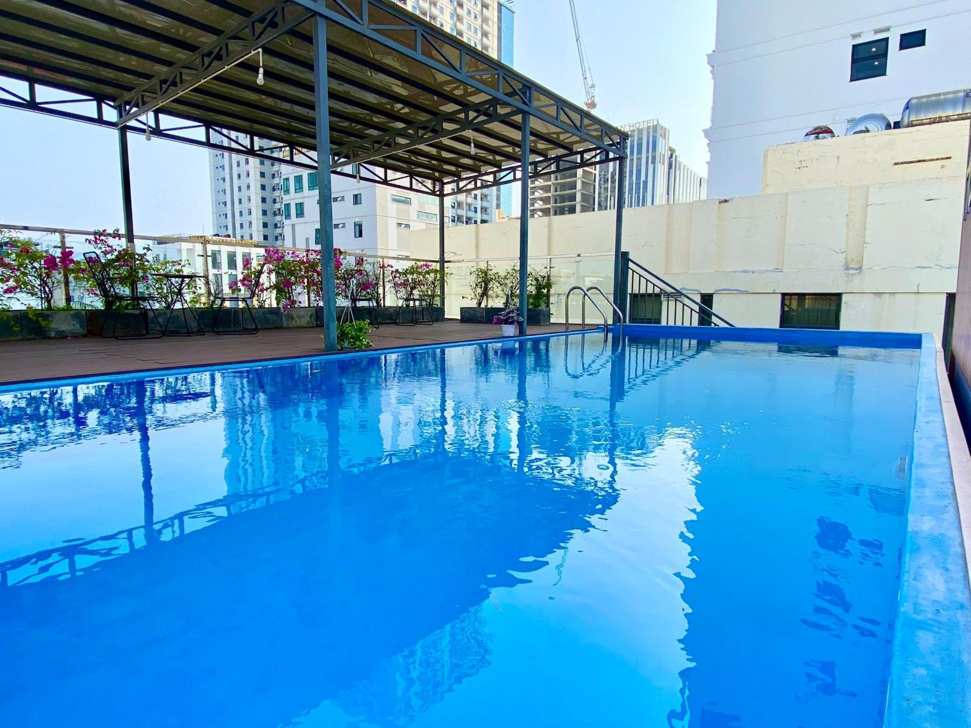 Hummer Hotel & Apartment Da Nang Beach Luaran gambar